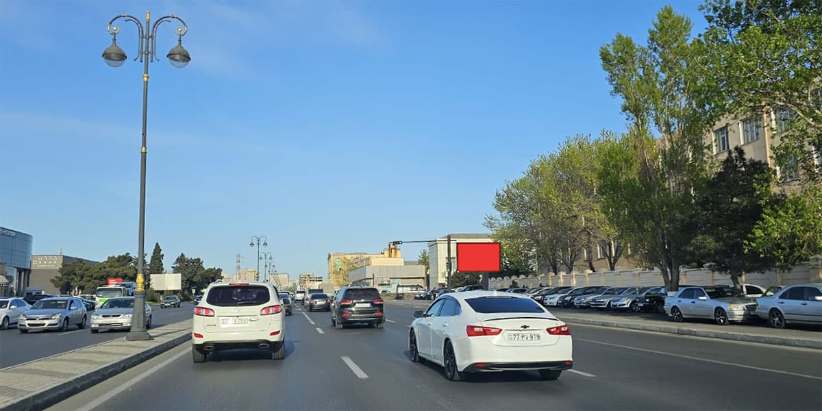 SL 010, Babək pr. (Hyundai servis qarşısı)