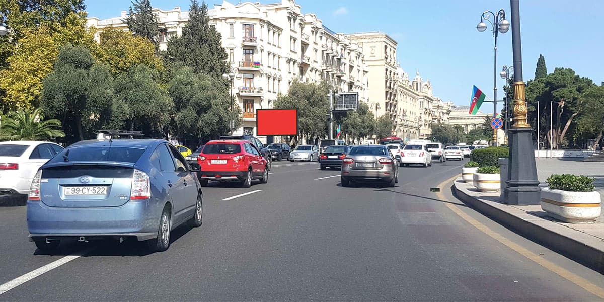 LD 015, Neftçilər pr. (Kukla Teatrnın qarşısı) B