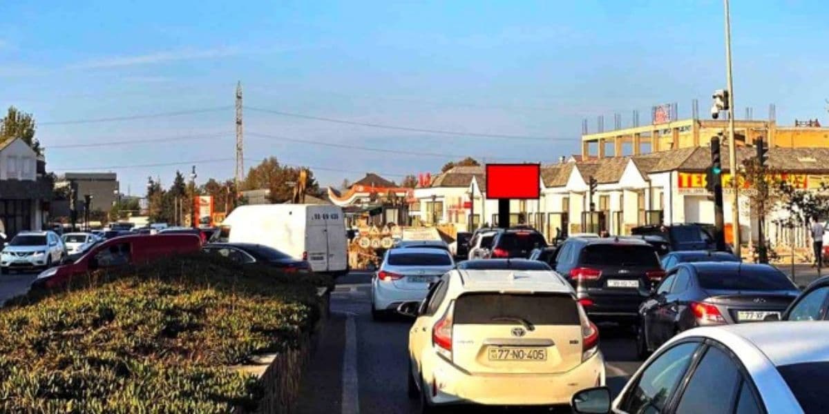LD 119, Azadlıq pr-ti ilə Biləcəri-Baksol yolunun kəsişməsi