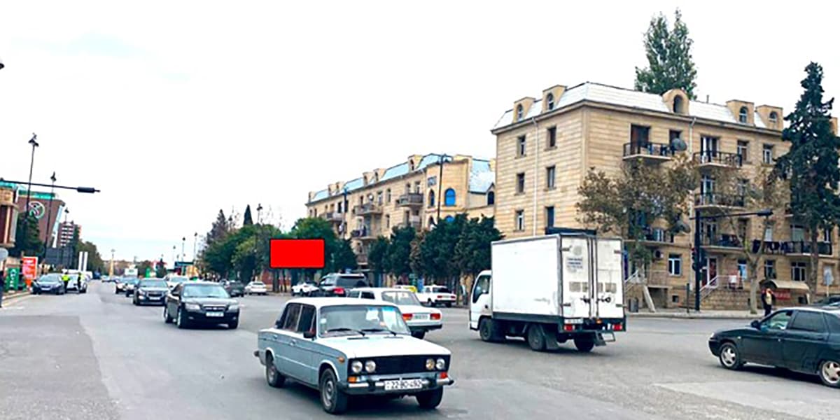 LB 014, Gəncə. Ş.İ.Xətai küç. Panda Kids mağaza qarşısı