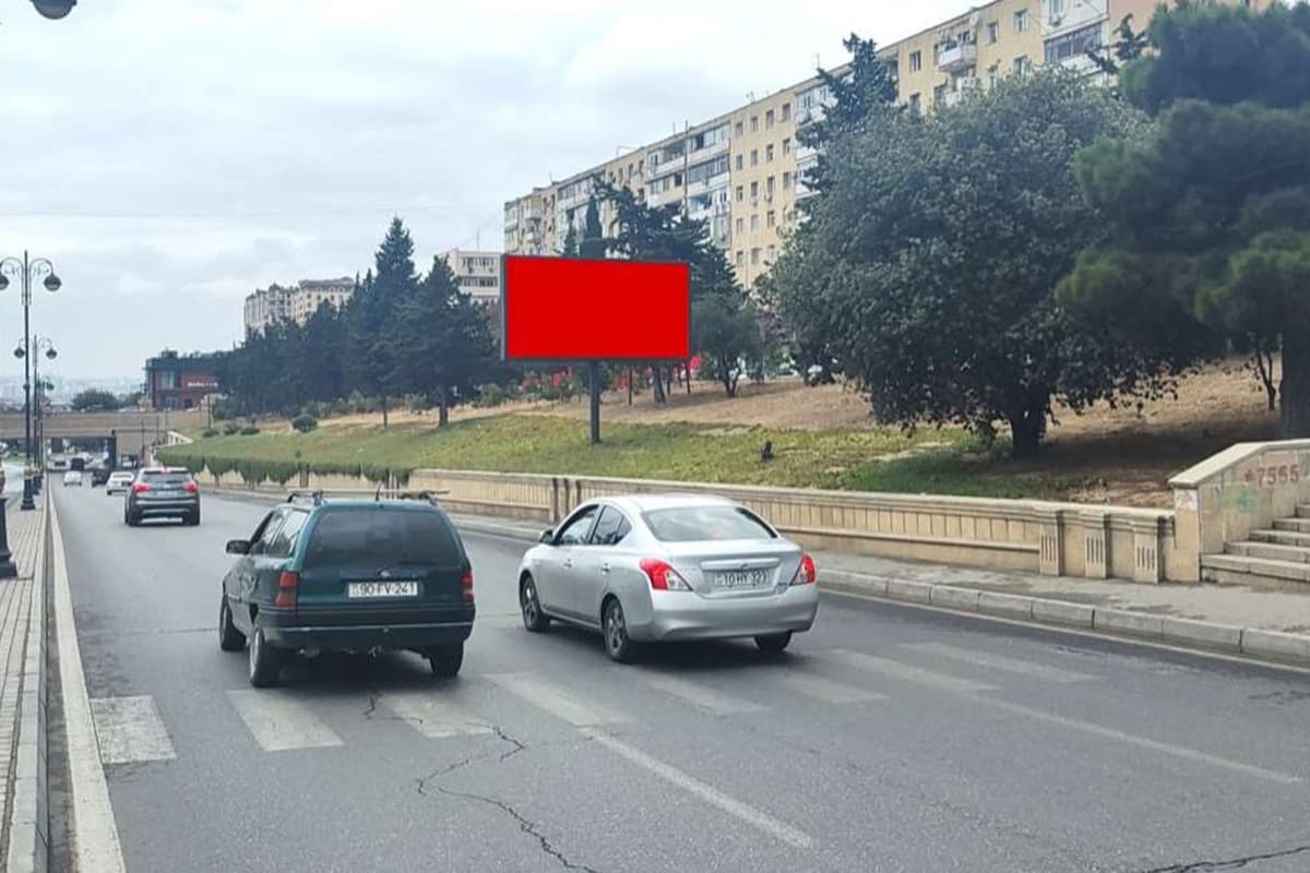 BL 019, R.Rüstəmov küç. (Neftçilər m.st ist)