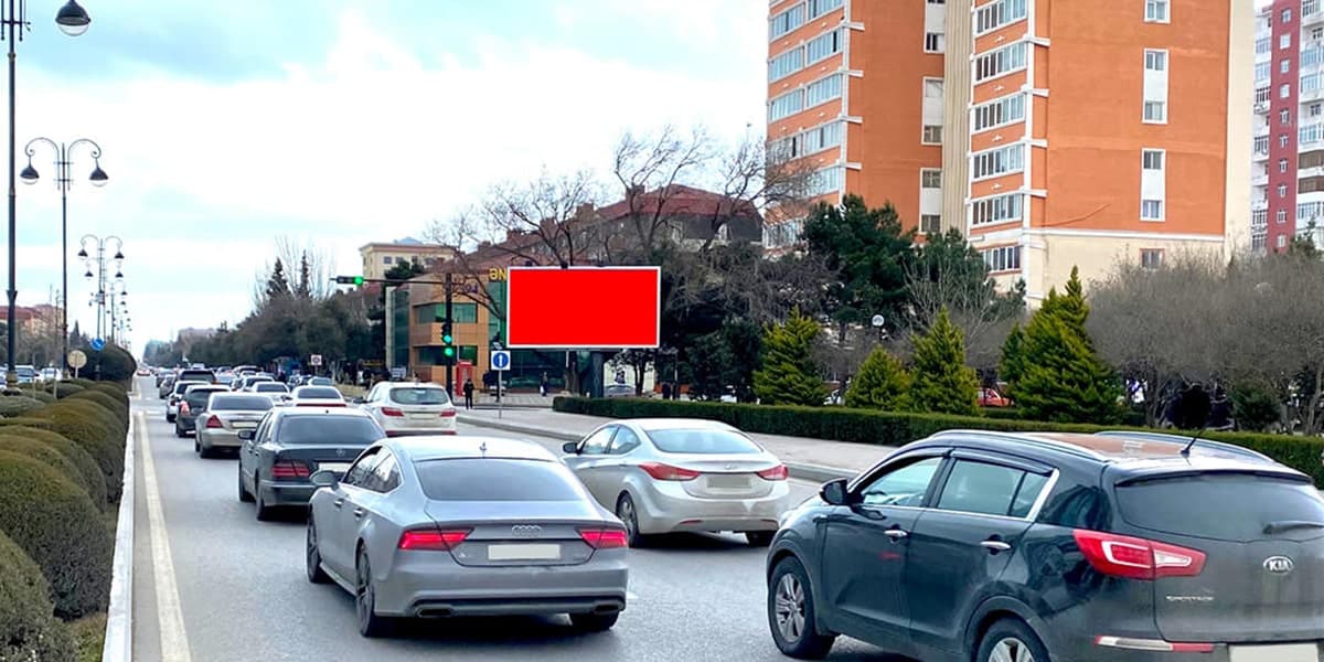 PR 010, Sülh küç. Aviakassanın yanı